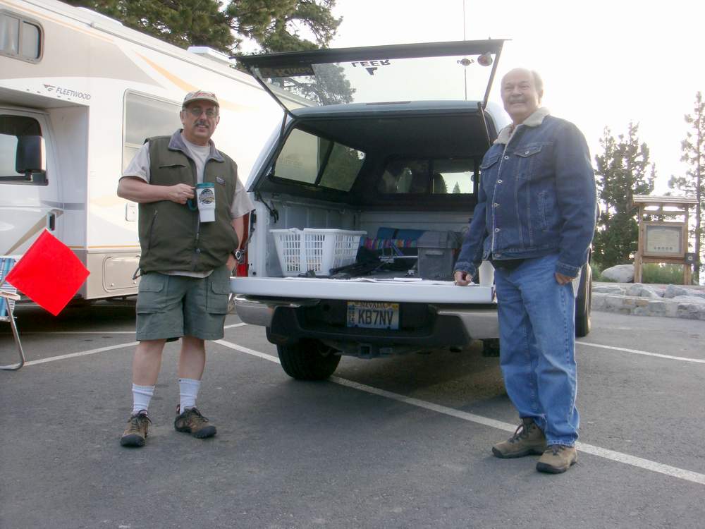 Tony & Don(sag5) discuss ride tactics before the RUSH
